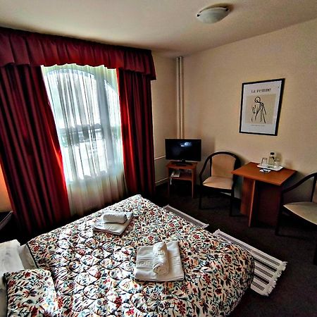 Atrium Hotel هاركاني المظهر الخارجي الصورة