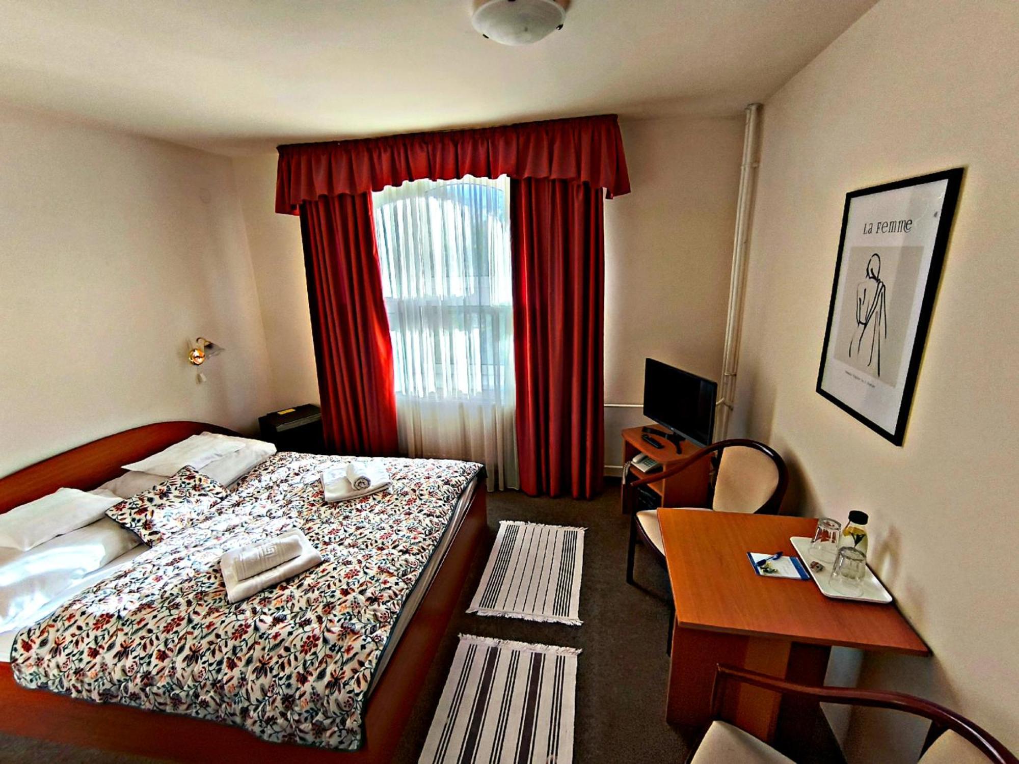 Atrium Hotel هاركاني المظهر الخارجي الصورة